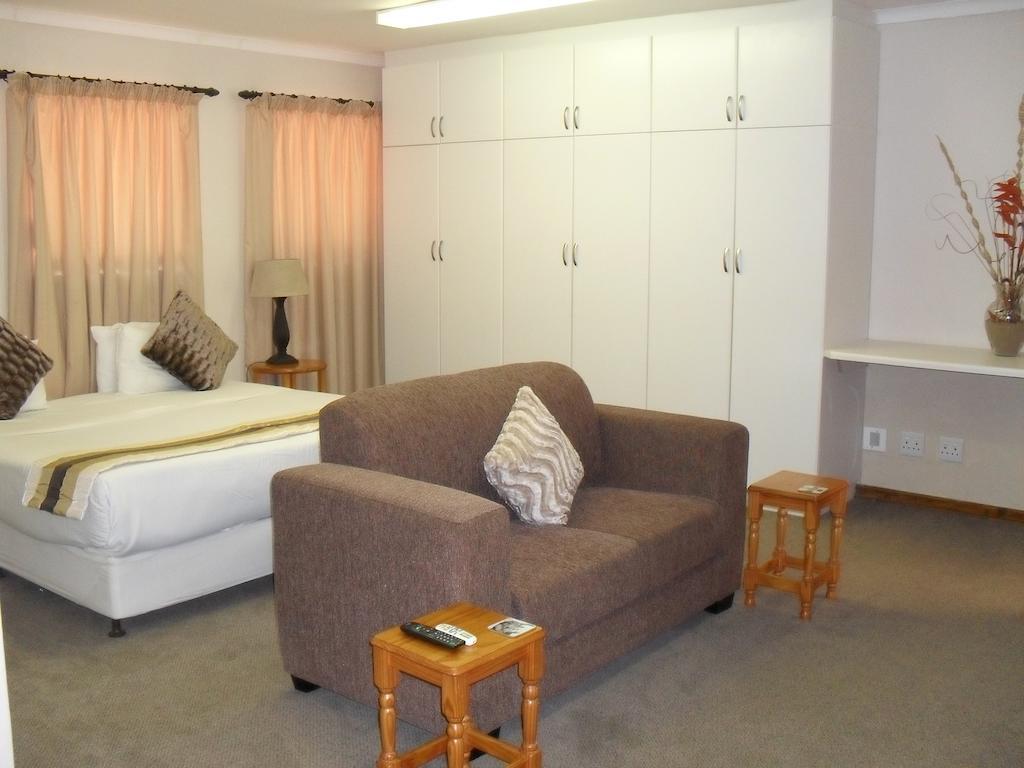 8 Royal Palm B&B Umhlanga Rocks Habitación foto