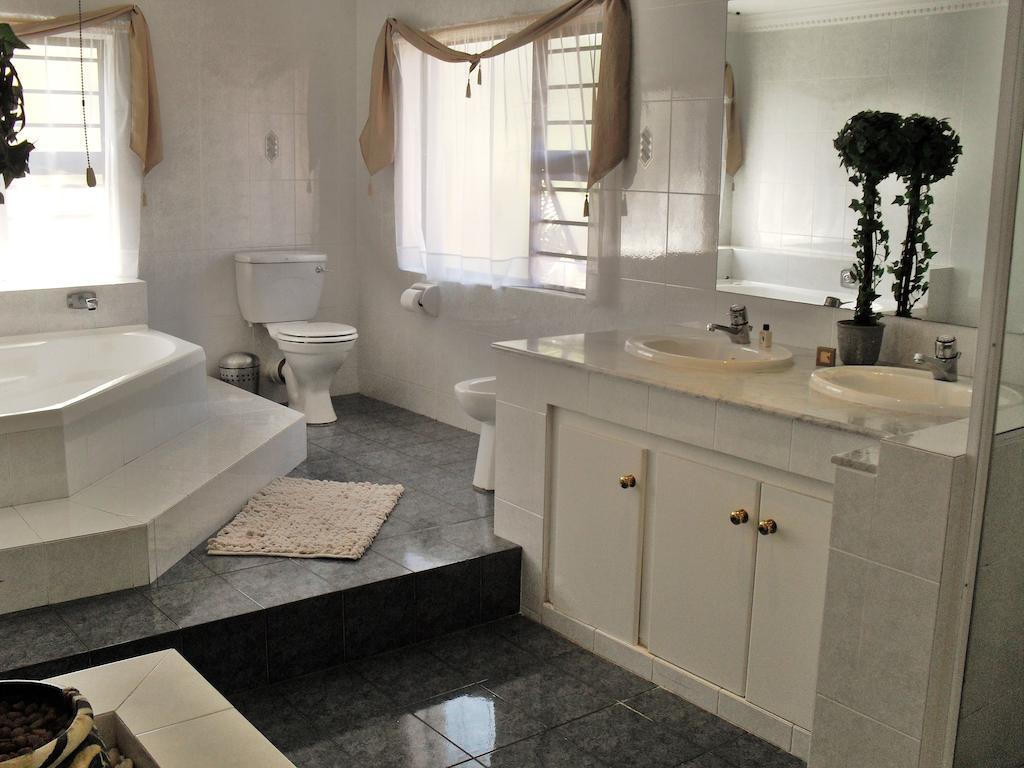 8 Royal Palm B&B Umhlanga Rocks Habitación foto